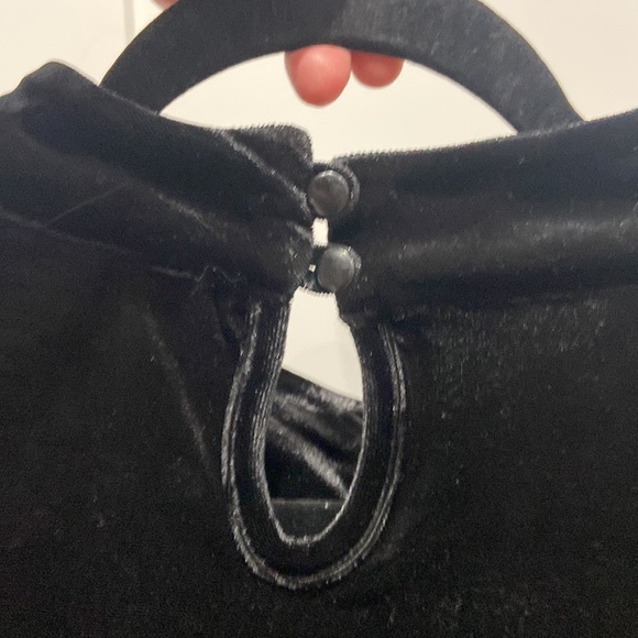 Cosmic Aura Hot Topic size 5 plus  black "velvet" and lace NWT - Picture 8 of 9